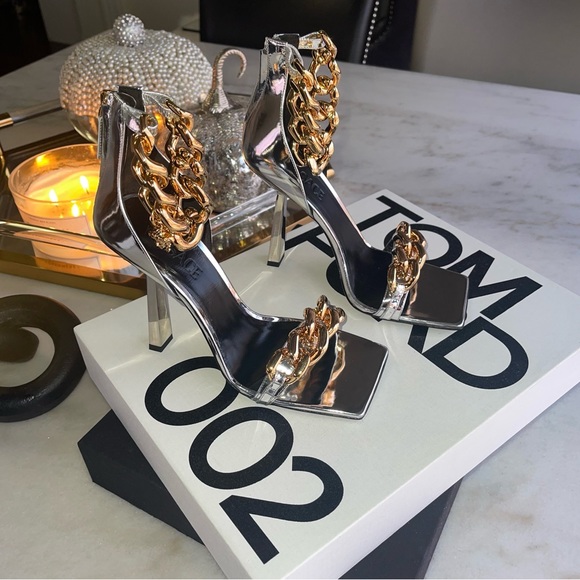 Versace Gold Medusa Chain Leather Sandal in Silver Mixed Metals - Picture 11 of 16